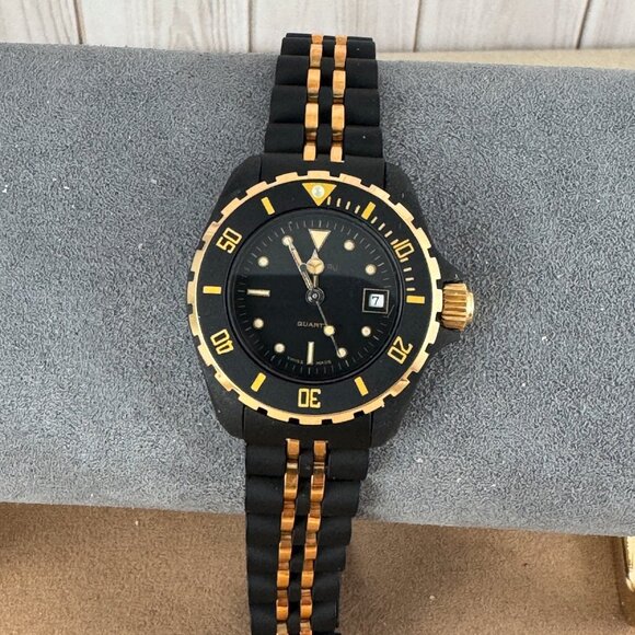 Vintage Tourneau Swiss Designed Dive Watch 20ATM 660 Watch Gold and Black - Picture 6 of 12
